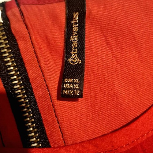 Stradivarius satin polyester top new, size XL, red