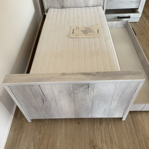 Baby beds set like new with dresser, changing table and shelf