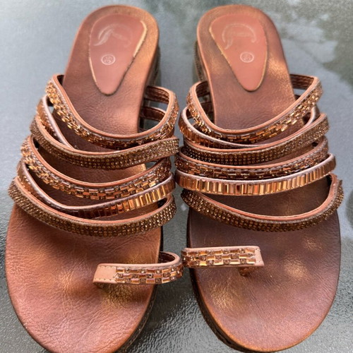 Sandals with straps size 39 used, brown