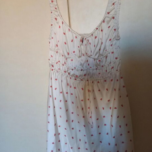 Zara women's dress new, short white satin with red flowers
