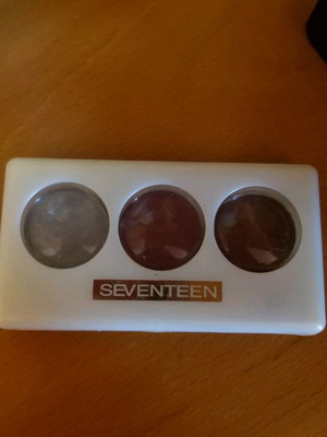 Παλέτα σκιών Seventeen μεταχειρισμένη, 3 σκιών