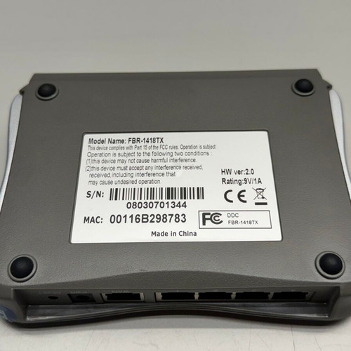 LevelOne FBR-1418TX Wired Router like new, 4 LAN ports