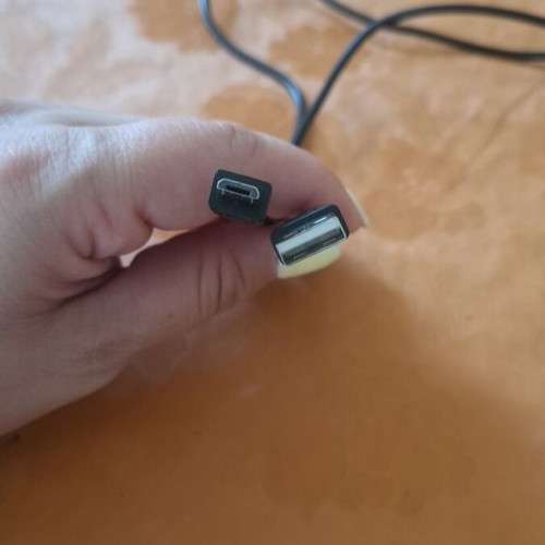 Various cables like new, set of 8