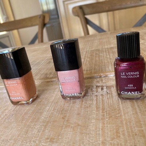 Chanel Le Vernis nail polishes used, set of 3 pieces