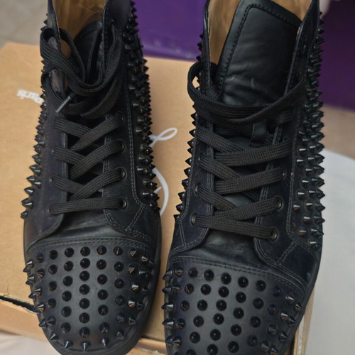 Christian Louboutin sneakers used, size 43.5 black