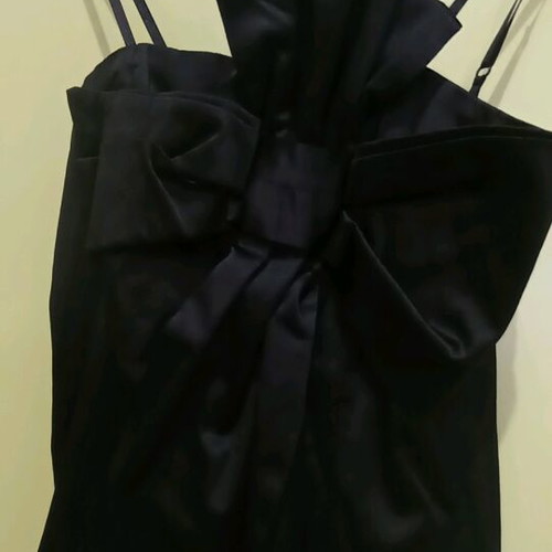 Evening dress mini black with elastic fabric and adjustable straps like new