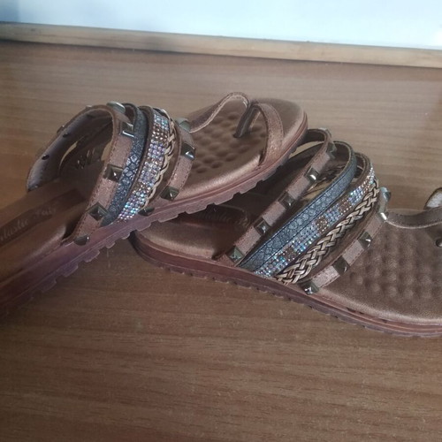 Women's sandals like new, size 37, multicolor with unique design