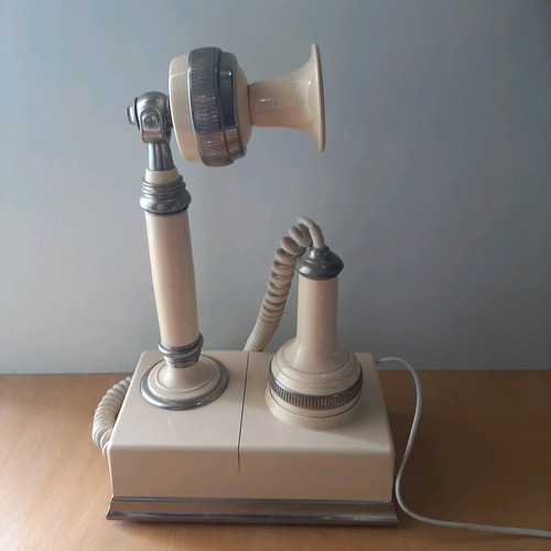 Telephone from the 60s-70s like new, vintage