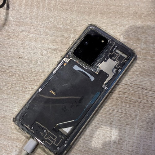Samsung Galaxy S20 Ultra used, 128GB ROM 12GB RAM, no back glass, screen burn-in