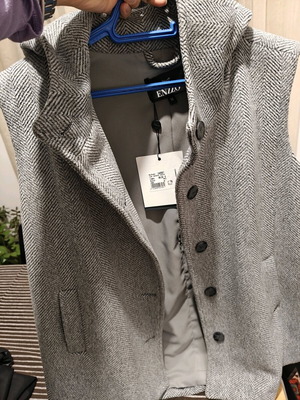Enzzo sleeveless jacket new, gray, size M