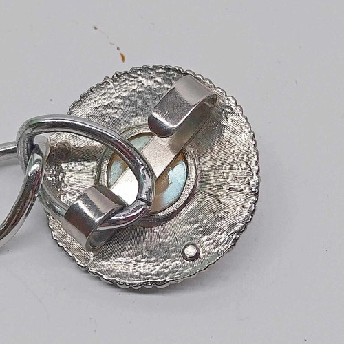 Women's metal belt like new, silver, with flower pearl buckle