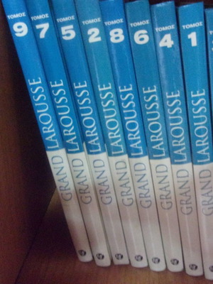 Grand Larousse encyclopedia 9 volumes Greek letters