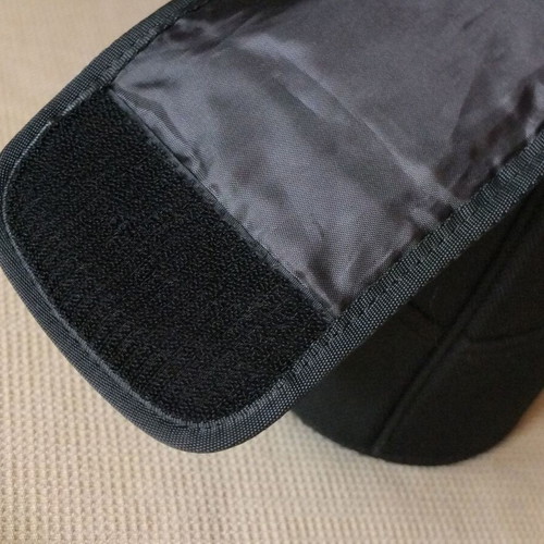 Nikon CL-M3 lens case like new for 14-24mm and 24-70mm lenses