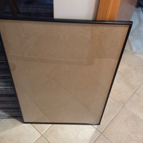 Wall frames like new, size 60x90, set of 2