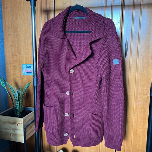 Tailor Made knit fitted cardigan like new, red multicolor