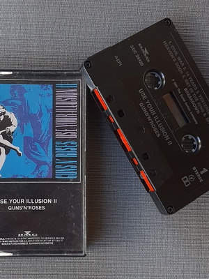Guns N' Roses Use Your Illusion II cassette tape used, rock