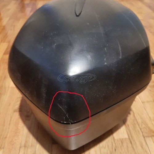 Yamaha side case used without lock