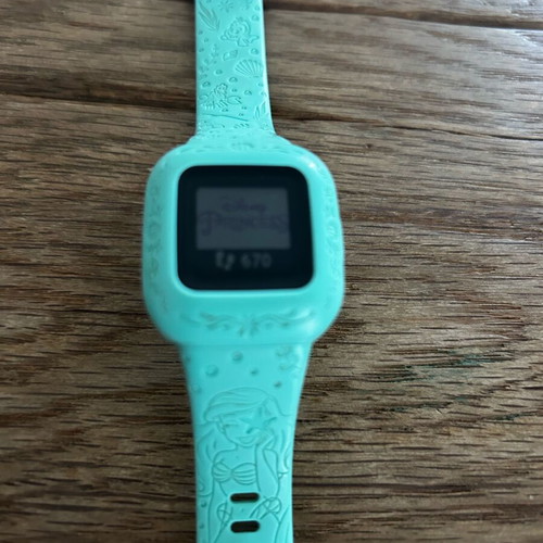 Garmin Vivofit JR.3 kids smartwatch like new
