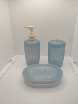 Bathroom set for soap like new