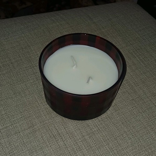 Decorative candle like new with lid, unscented
