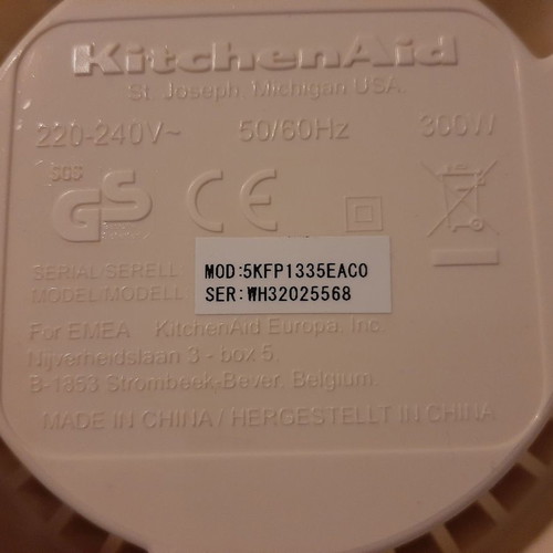 KitchenAid food processor beige 3.1L capacity like new