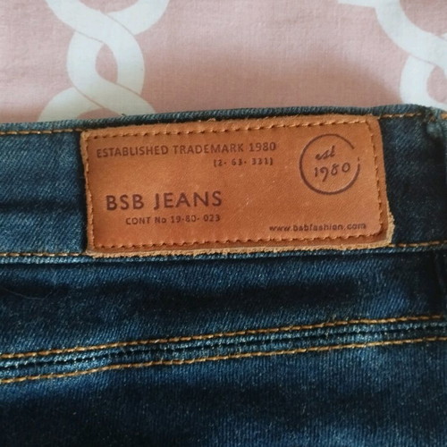 Bsb low-rise skinny jeans size small like new