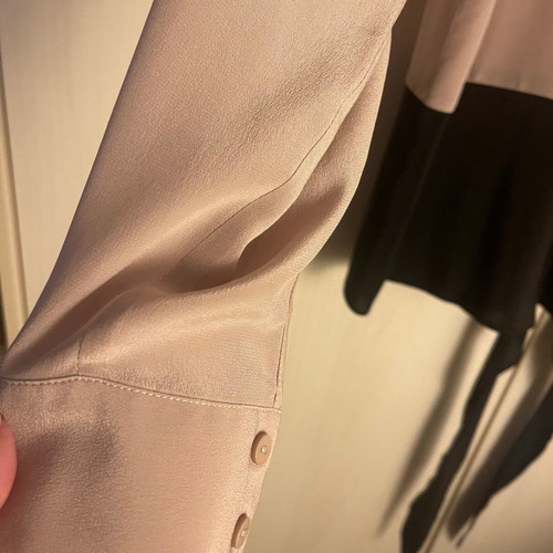 Gold Hawk silk shirt like new, size S