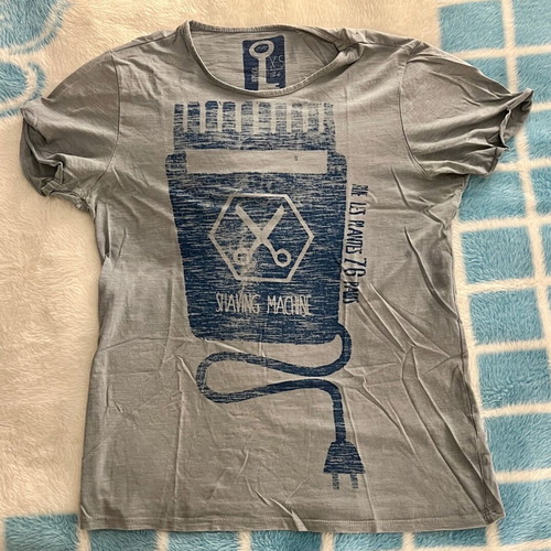 Set of 4 T-shirts used, size Small