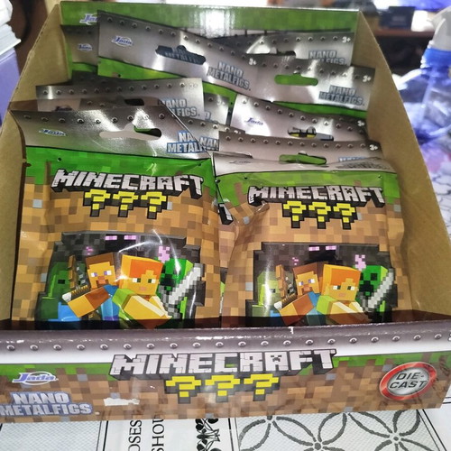 Minecraft authentic metal figures pack of 18 new