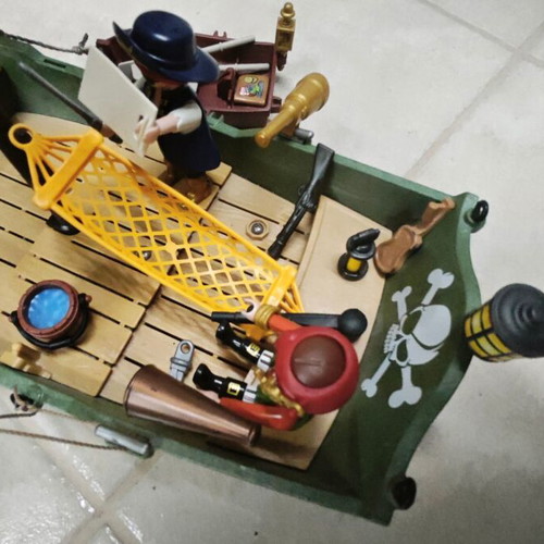 Playmobil Pirates pirate ship used with boat and underwater motor