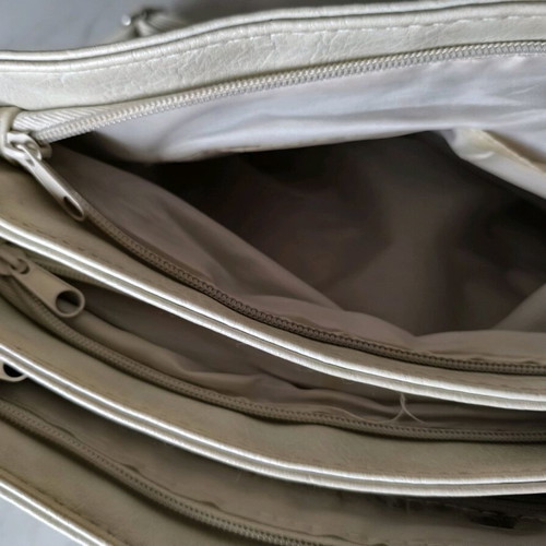 Fantasy women's bag like new