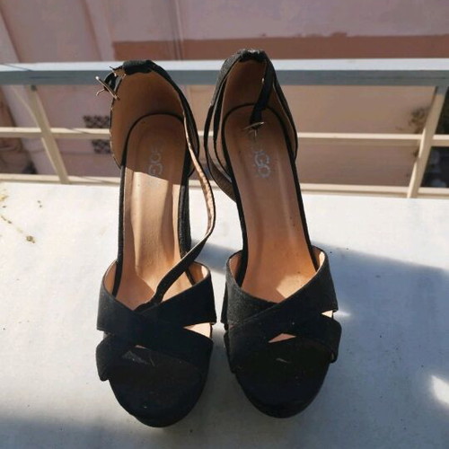 GoGo Shoes black sandals with 11 cm high heels, like new, size 38