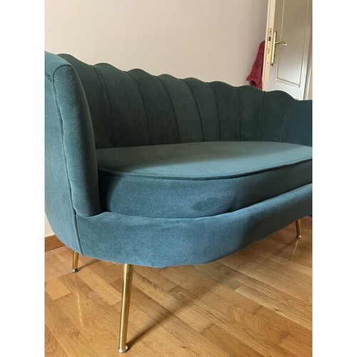 Houston 827 velvet sofa dark green like new