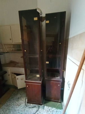 Living room furniture set used, 2 columns