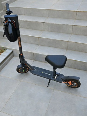 Scooter like new, used only twice