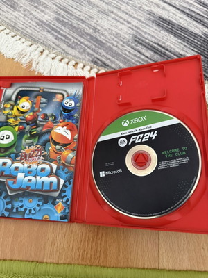 FC 24 Xbox One game