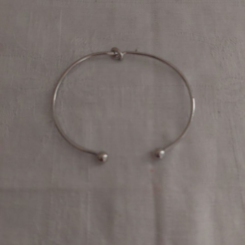 Bracelet from stainless steel like new, thin and light, silver color