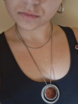 Vintage necklace like new with 54cm chain brown and silver