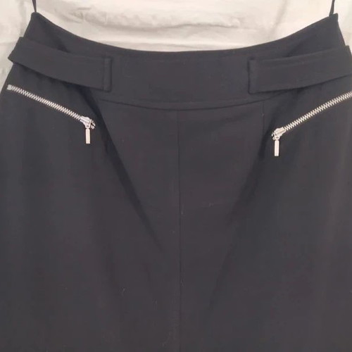 Black pencil skirt straight cut knee-length with zipper, like new size L