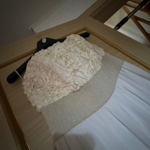 Bellissima wedding dress strapless lace cream with floral and gold details like new