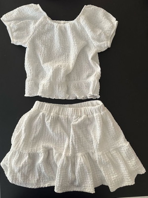 H&M set 2-4years new with tags