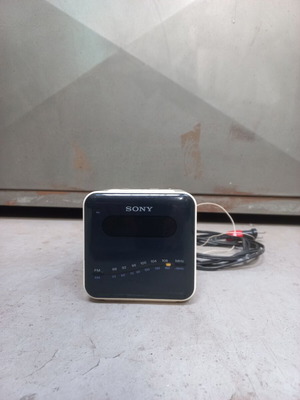 Sony ICF-C101W Digicube radio clock used vintage 1980s