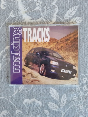 Making Tracks CD like new, pop music compilation