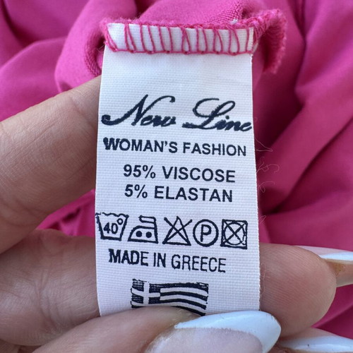 Fuchsia Maxi Summer Dress like new, halterneck with bow and lace