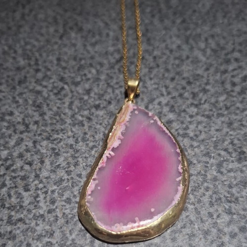Handmade necklace with natural pink agate slice and gold chain, like new