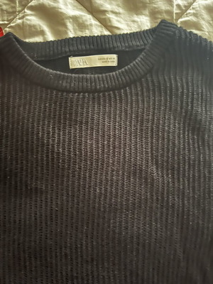 Zara men's black sweater, size M