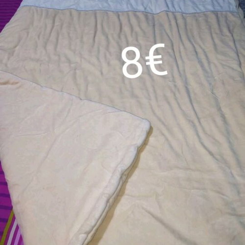 Crib blanket and baby bag like new, set