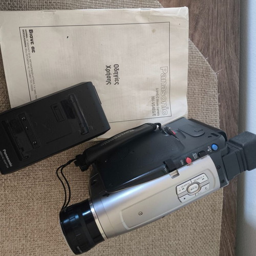 Panasonic video camera like new with all accessories and manual