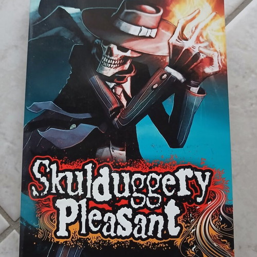 Skullduggery Pleasant Book 1 by Derek Landy, English
