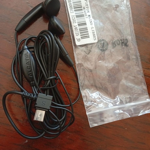 Earbuds like new